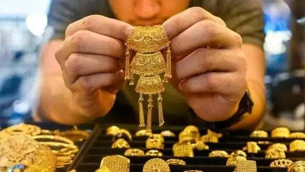 سعر الذهب يعكس استقراراً نسبياً في تعاملات الثلاثاء 16 ديسمبر 2025