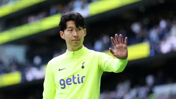 سون هيونج مين يختتم عقدًا ناجحًا مع توتنهام قبل انتقاله إلى الدوري الأمريكي