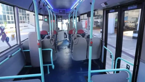 شحن الكارت الذكي في أتوبيسات النقل العام بالقاهرة: خطوات تطبيق منظومة الدفع الإلكتروني للركاب