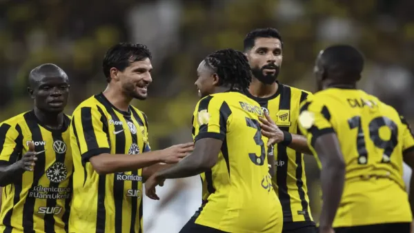 صدمة للجزائر.. غياب حسام عوار عن أمم إفريقيا يربك حسابات المنتخب الوطني قبل انطلاقهما بـ 48 ساعة