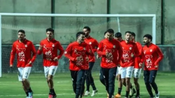 التشكيل المتوقع لمنتخب مصر أمام زيمبابوى.. عاشور وزيزو وصلاح أساسيين