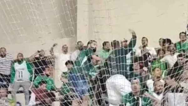 الجماهير تشعل مباراة الأهلى والاتحاد فى نهائى دورى مرتبط السلة.. صور