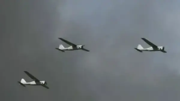 طائرات مسيرة مجهولة تقترب من قاعدة غواصات نووية فرنسية وتثير مخاوف أمنية