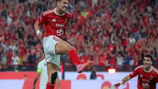 طaher محمد يكشف تفاصيل مباراة الأهلي والجيش الملكي وتسلسل حادثة «سكينة المعجون»