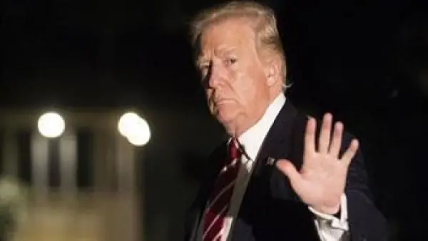 عقبات في التسليم.. تأجيل طرح هاتف ترامب الذهبي الجديد وسط ترقب الأسواق لبديله الوشيك