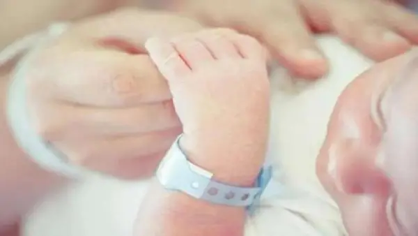 فحص مجاني.. وزارة الصحة تطلق 3 مبادرات صحية للأطفال حديثي الولادة بمصر