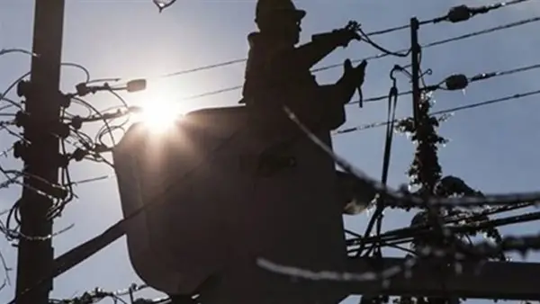 فصل التيار الكهربائي عن عدة مناطق في إسنا السبت المقبل للتطوير والصيانة