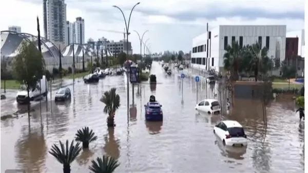 فيضانات «بايرون» تضرب إسرائيل وتحاصر آلاف السكان بإجراءات إخلاء وحجم أضرار غير مسبوق