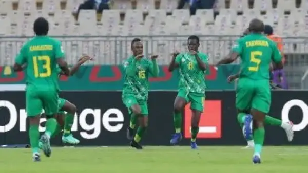 كيف تأهل منتخب زيمبابوى للكان قبل مواجهة الفراعنة الليلة بضربة البداية؟