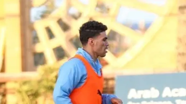 قبل موقعة كايزر تشيفز.. محمد مخلوف يعود لتدعيم وسط ملعب المصري