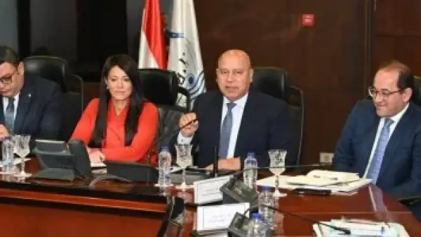 قرار وزاري جديد.. الفريق كامل الوزير يسند صيانة المناطق الصناعية لجمعية المستثمرين بالدولة