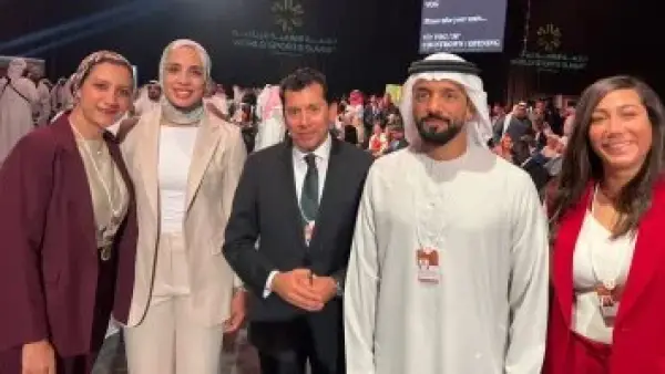 وزير الشباب يشارك فى القمة العالمية بدبي بحضور رئيس فيفا وأساطير الرياضة