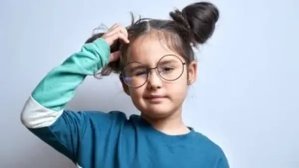 لغة الجسد عند الأطفال ليست مجرد تخمين.. إشارات دقيقة تفرق بين الجوع والملل والتعب.