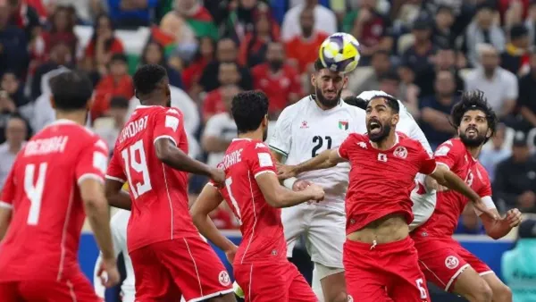 مباراة تونس وقطر في كأس العرب تحدد مسار الفريقين وتُنقل عبر قنوات الرياضة الرئيسية مساء الأحد