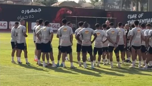 محاضرة بالفيديو من توروب للاعبي الأهلي تركز على الاستراتيجية لمواجهة الجيش الملكي