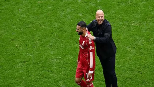 محمد صلاح يعود إلى تشكيلة ليفربول أمام برايتون في مباراة وداعية