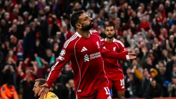 محمد صلاح يقترب من تحطيم أرقام تاريخية في دوري أبطال أوروبا أمام آيندهوفن