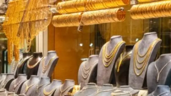 مستويات تاريخية.. سعر جرام الذهب في مصر يلامس 6030 جنيها بأسواق الصاغة اليوم