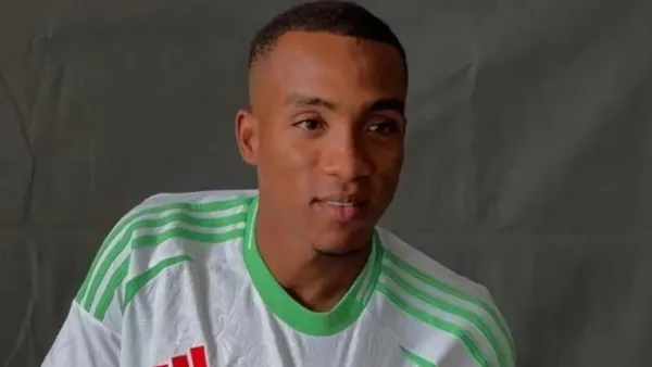 مفاوضات الأهلي مع أشرف عبادة تكشف موقف النادي من تدعيم الدفاع الأيسر