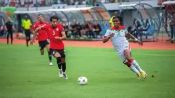منتخبات أفريقيا تتنافس بقوة على بطاقات المونديال.. تهديد بوركينا فاسو لعروش مصر خلال 90 دقيقة