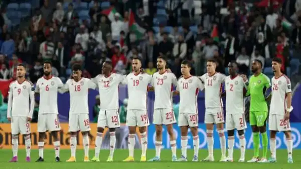 منتخب الإمارات يتخطى الكويت وينضم إلى الأردن في نصف نهائي كأس العرب