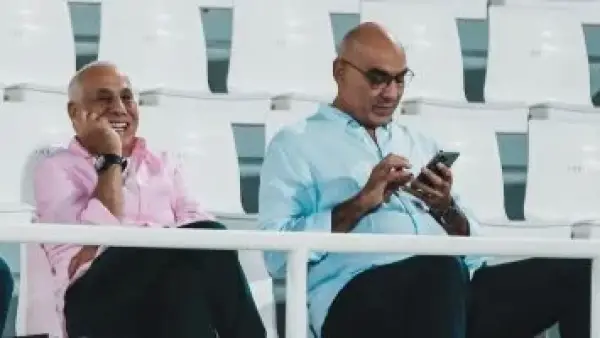 مهمة في فرنسا.. حسين لبيب يغادر القاهرة ويكلف نائبه بإدارة نادي الزمالك