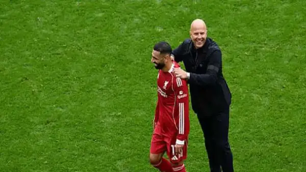 موعد انضمام محمد صلاح لمنتخب مصر يحدده سلوت ويؤكد أن «مو» ليس استثناءً في اختيارات المنتخب