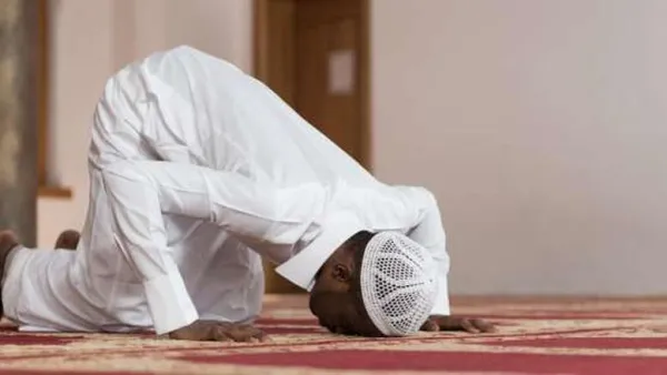 موعد صلاة الجمعة في القاهرة والمحافظات اليوم وفقًا لتوقيت الهيئة العامة للمساحة