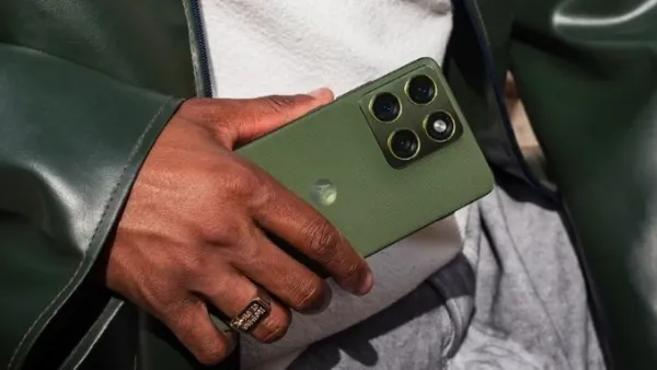 مOTOROLA تكشف عن أول هاتف في عائلة Edge 70: السعر والمواصفات الكاملة