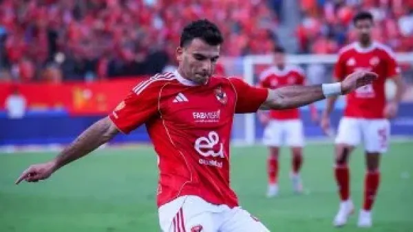 فحص طبي يحدد موقف زيزو والشناوي من رحلة الأهلي إلى المغرب