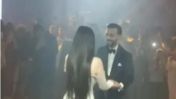 نجم الأهلي أحمد عبد القادر يحتفل بزفافه في الدقهلية بحضور عائلته