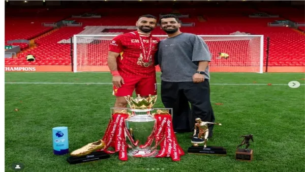 نصر صلاح: كيف تصدّر شقيق محمد صلاح وسائل التواصل الاجتماعي بعيدًا عن أضواء الشهرة؟