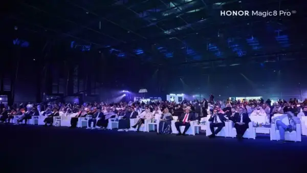 هاتف HONOR MAGIC8 PRO يكشف في السعودية بحفل استثنائي بـ"ذا أرينا"