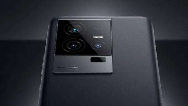 هاتف iQOO 12 يحصل على تحديث OriginOS 6 مع أندرويد 16 ومزايا ذكاء اصطناعي متقدمة