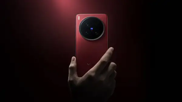 هاتف vivo X300 Ultra يحصل على الضوء الأخضر بشحن سريع وكاميرا خارقة