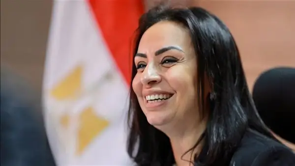 وزيرة التضامن الاجتماعي تحتفي بفوز سيدتين قبطيتين برحلة عمرة