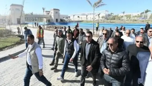 وزير الإسكان يتابع تقدم مشروع "سكن لكل المصريين" وتطوير المدينة التراثية في العلمين الجديدة