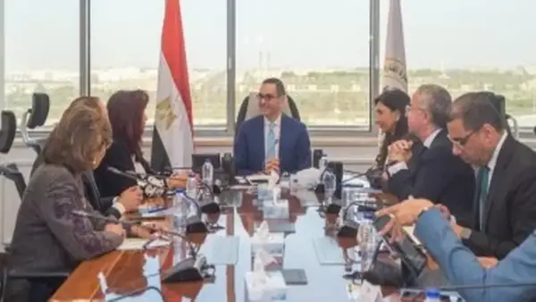 وزير الاستثمار يبحث مع اتحاد المستثمرات العرب فرص توسعة الاستثمارات المشتركة وتفعيل دور المرأة الاقتصادية