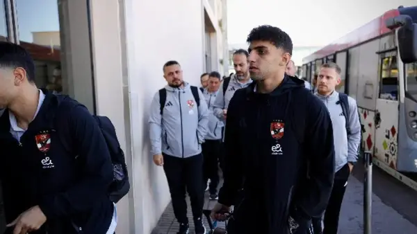وصول الأهلي إلى المغرب يعزز استعداد الفريق لمواجهة الجيش الملكي في الدوري الأفريقي