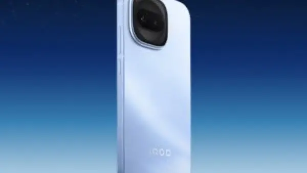 تسريبات فيفو.. مواصفات وتصميم هاتف iQOO Z11 Turbo تظهر في مقاطع مسربة