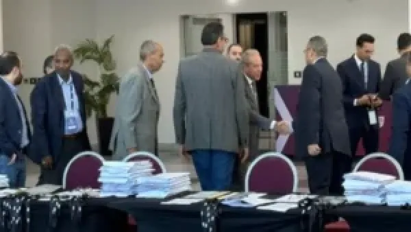 توافد أعضاء الجمعية العمومية للاتحاد المصري لكرة القدم يفتح الباب أمام قرارات حاسمة للموسم الجديد