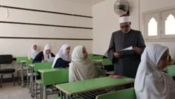 بداية الاختبارات.. انطلاق امتحانات الترم الأول لطلاب صفوف النقل بالثانوي الأزهري