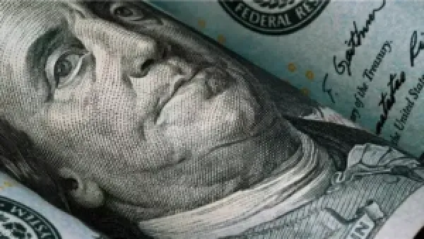 سعر الدولار أمام الجنيه في البنوك المصرية يشهد ثباتًا في بداية تعاملات الخميس 27 نوفمبر 2025