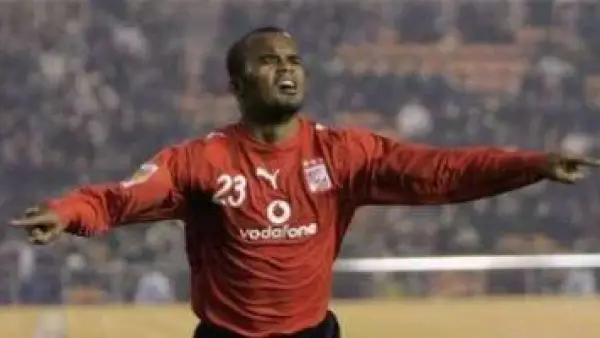 بمناسبة ميلاده الـ 46.. 16 بطولة تزين مسيرة الأسطورة فلافيو مع الأهلي