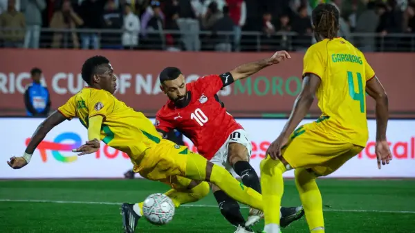 صدام الفراعنة والأولاد.. موعد مباراة مصر وجنوب إفريقيا في أمم إفريقيا والقنوات الناقلة