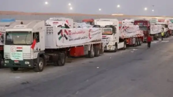 القافلة رقم 101.. مساعدات إنسانية جديدة تعبر الحدود إلى أهالي قطاع غزة