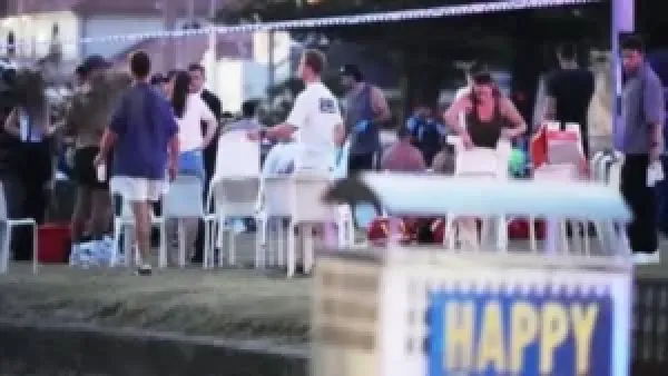 مذبحة عيد حانوكا في سيدني تسفر عن مقتل 12 وتثير تحذيرات الشرطة من خطر الإرهاب