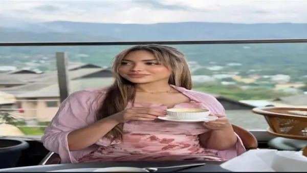 صور جزيرة سيشل.. رسالة غامضة من زوجة محمد النني تثير تفاعل المتابعين