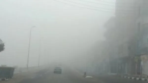 الأرصاد تحذر: شبورة كثيفة تصل إلى ضباب تكشف خطورة الطرق في {الدولة}