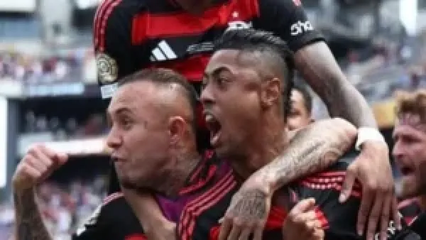 فلامنجو يتقدم بهدف ثانٍ أمام بيراميدز في الدقيقة 52 بكأس القارات